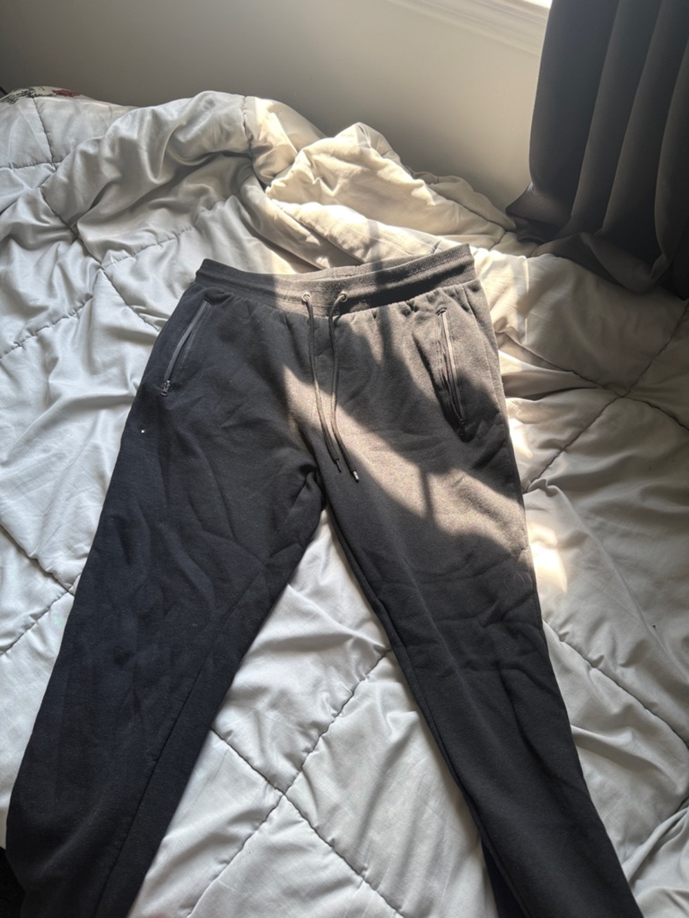 Men's Black Zipper-Pocket Jogger Pants
